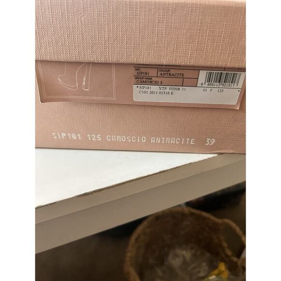 MIU MIU Back Zipper Funky Heel Platform Suede Grey Ankle Booties Shoes 9 Ret$550 - Picture 8 of 16